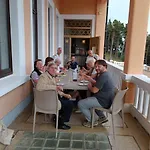 Hotel Pracatinat & Restaurant