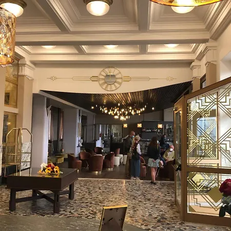 호텔 Pracatinat & Restaurant