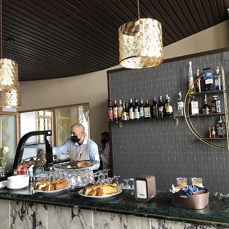 Pracatinat & Restaurant 3*