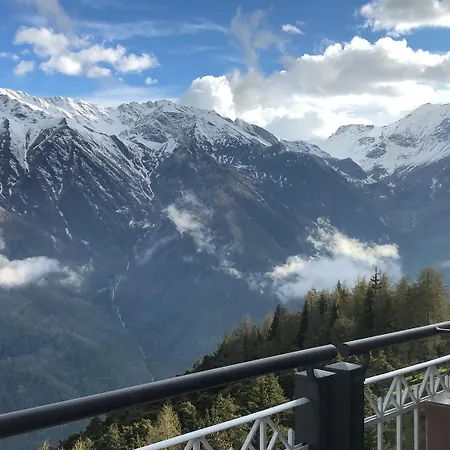 ホテル Pracatinat & Restaurant