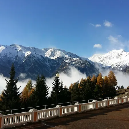 Pracatinat & Restaurant フェネストレッレ