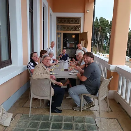 Hotel Pracatinat & Restaurant