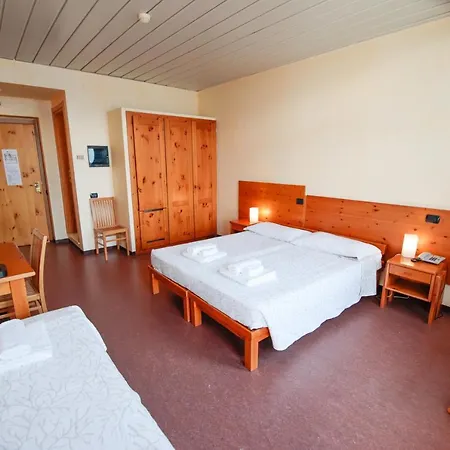 Pràcatinat Hotel&restaurant Hotel 3*