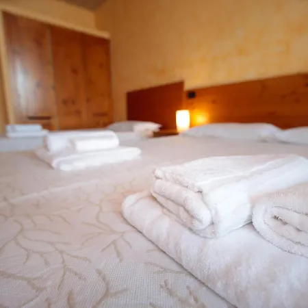 Pràcatinat Hotel&restaurant Hotel