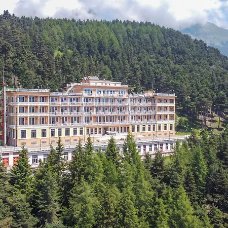 Pracatinat & Restaurant フェネストレッレ