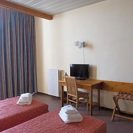 Pracatinat & Restaurant Otel 3*